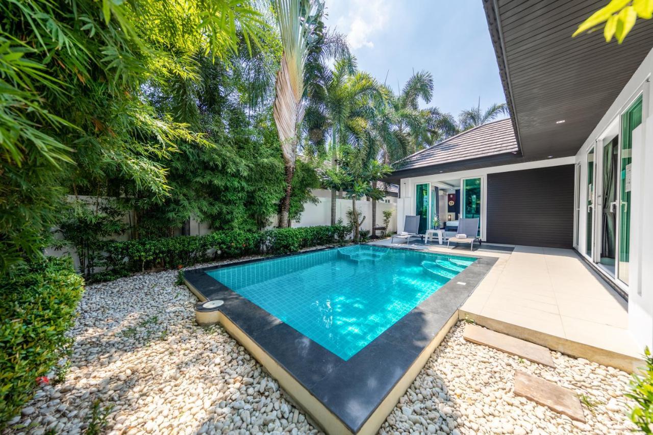 Colibri Pool Villa Pattaya Pantai Jomtien Bagian luar foto